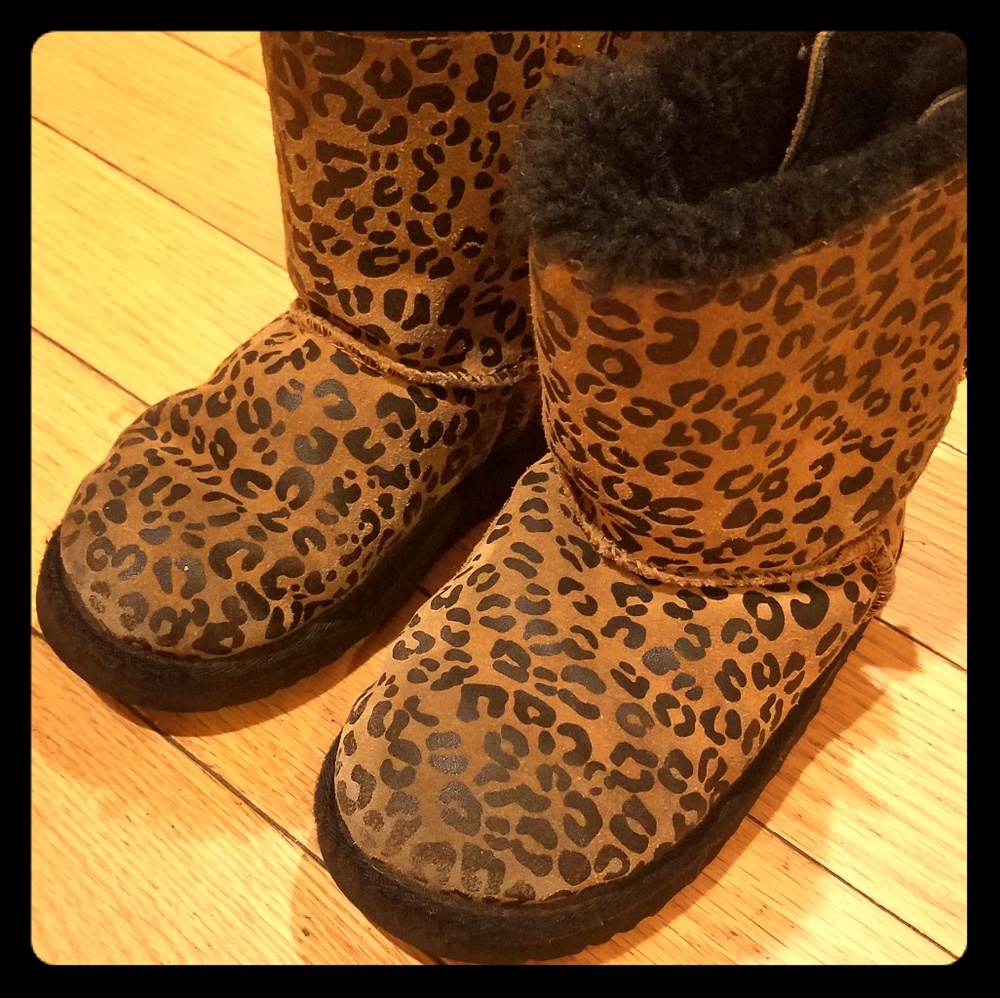 Leopard Bailey Bow Ugg Boots
